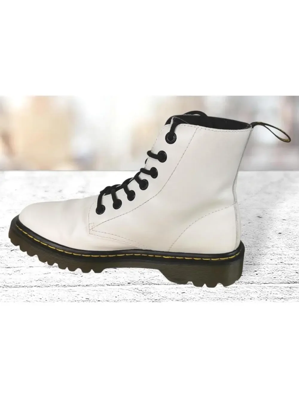 Dr. Martens Luana Combat Boots White Leather Lace Up Women's Size US 9L